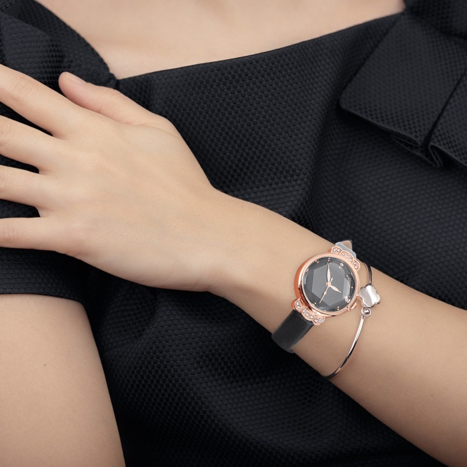 Montre pour femme ornée de str - Luxury Watch Gift For Her avis et prix